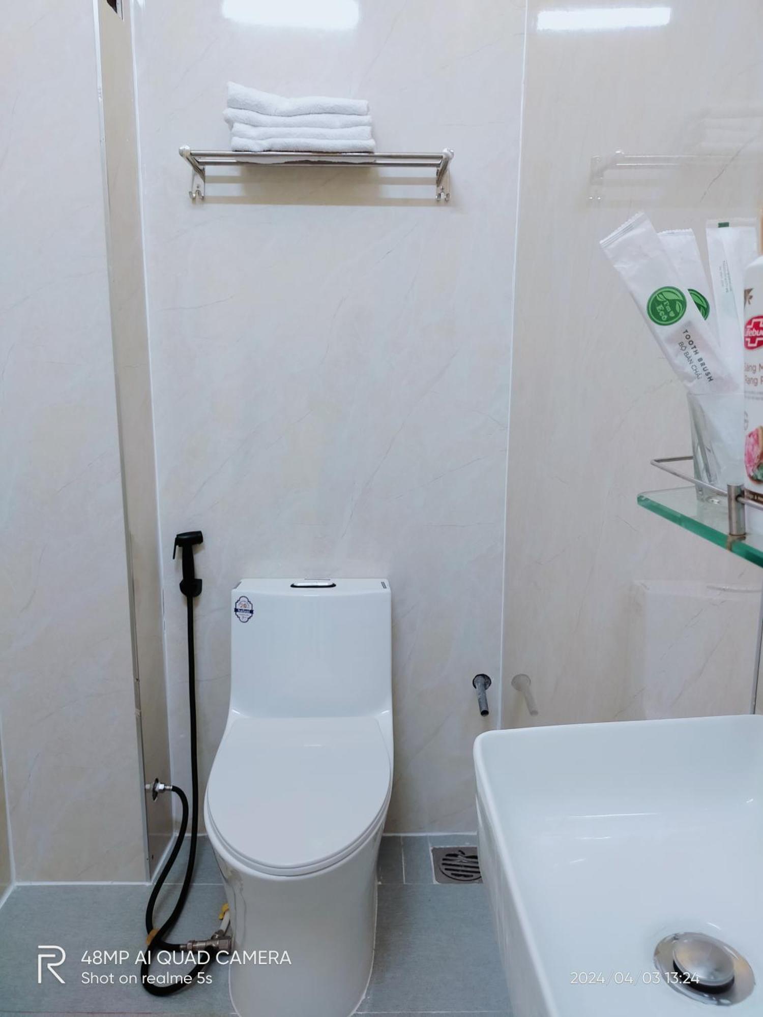 Shusimi House & Boutique Near Tan Son Nhat Airport ホーチミン市 エクステリア 写真