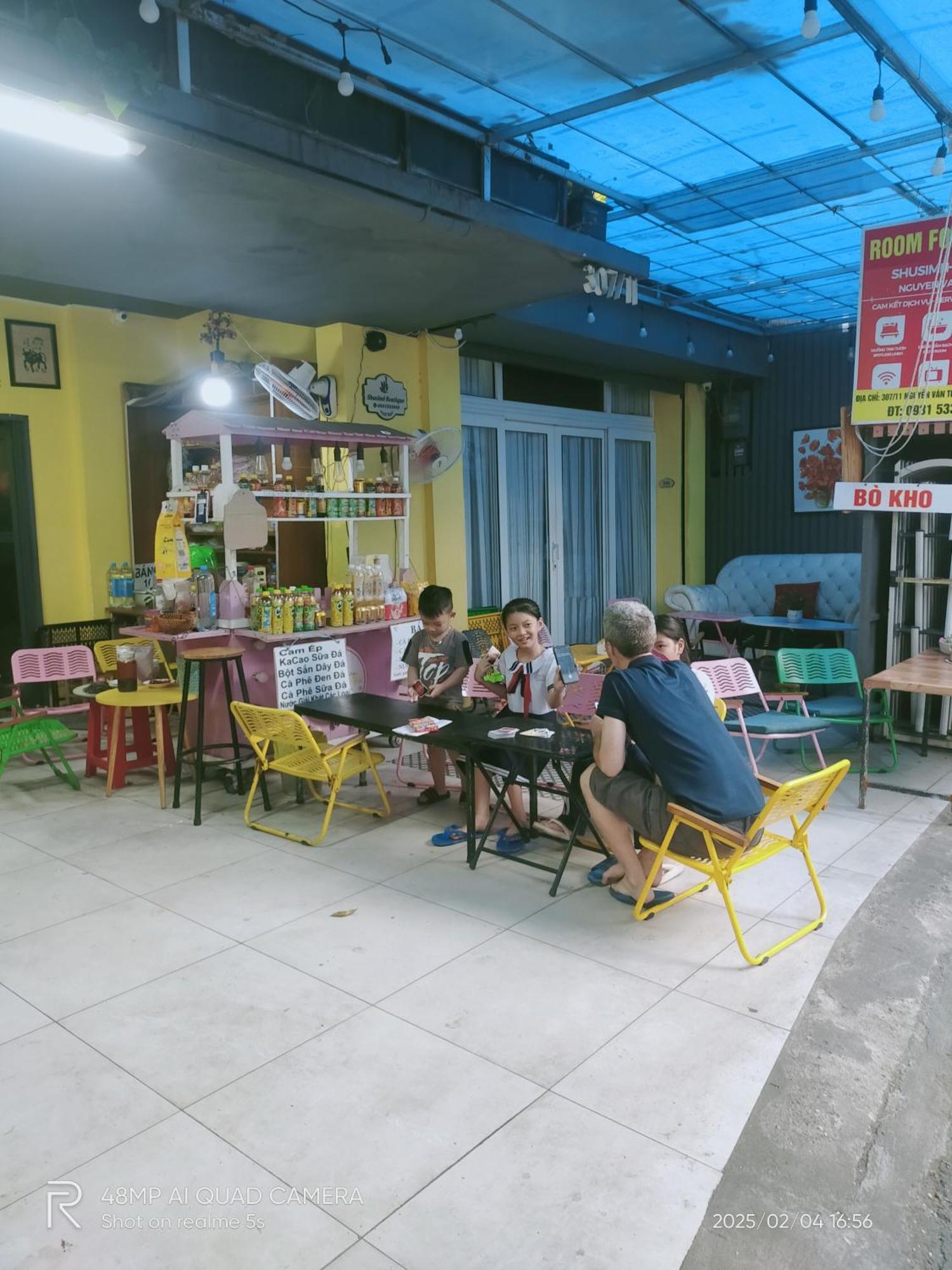 Shusimi House & Boutique Near Tan Son Nhat Airport ホーチミン市 エクステリア 写真